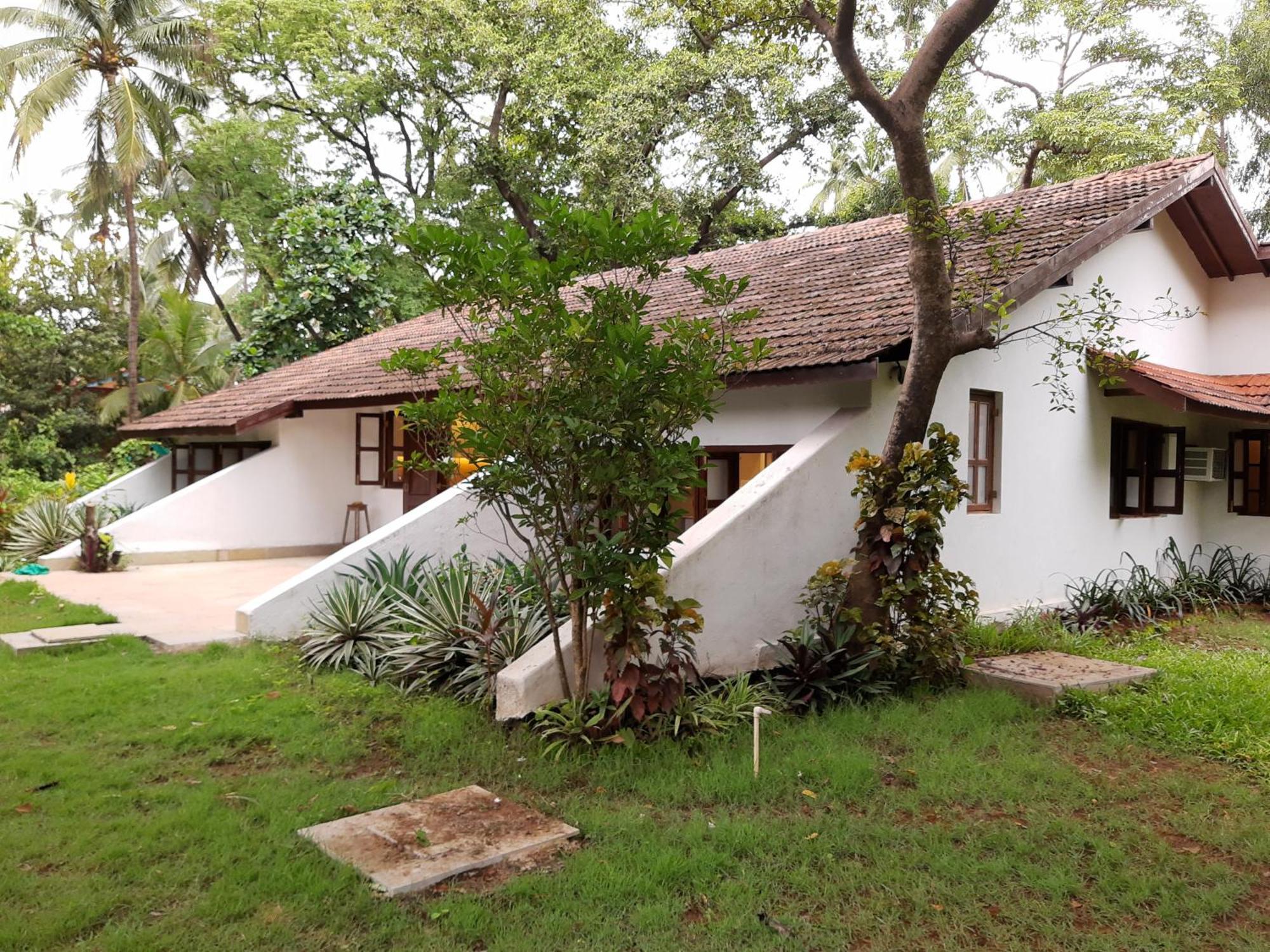 Banyan House - Luxurious 4 Bedroom Villa On One Acre, Near The Beach Nagaon  Ngoại thất bức ảnh